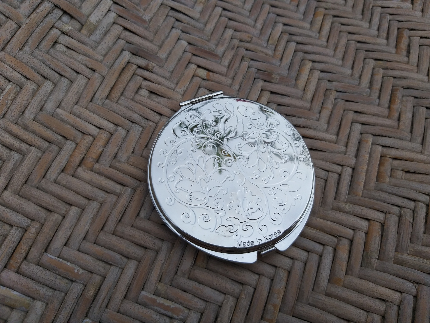 กระจกพับพกพา กระจก 2 แบบ สวยมากกกกก (ของใหม่)