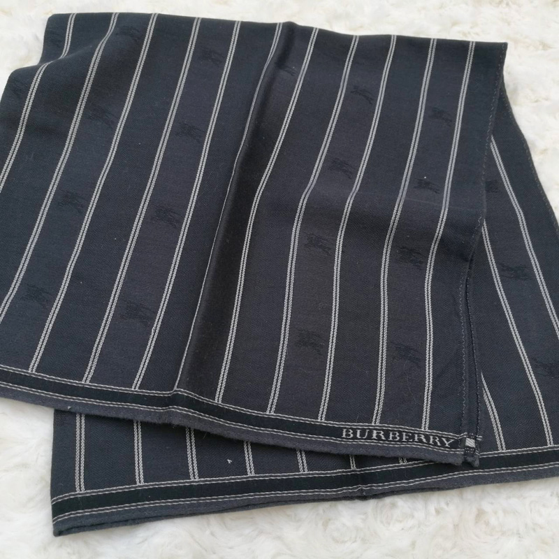 ผ้าเช็ดหน้าชาย แบรนด์เนม BURBERRY