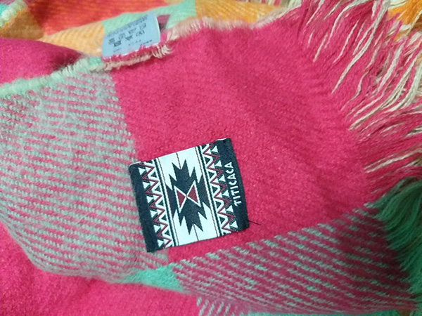 ผ้าคลุมไหล่ TITICACA ไหมพรมหนานุ่ม (ของใหม่)