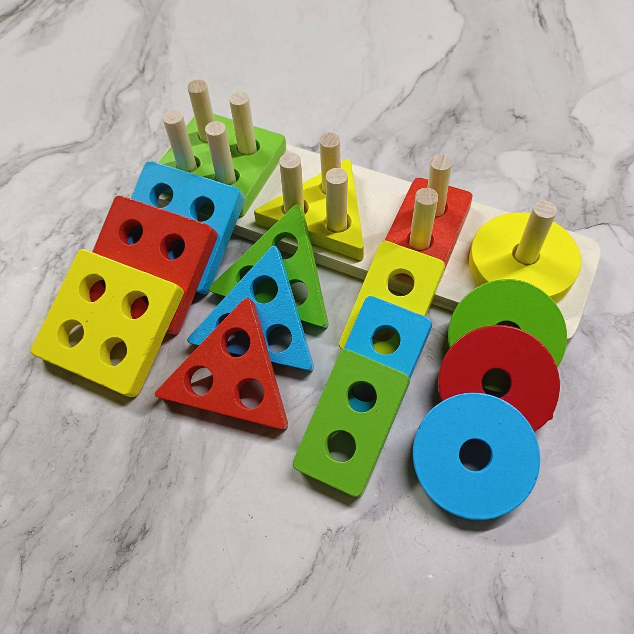 ของเล่นไม้เสริมพัฒนาการ สวมหลักบล็อครูปทรงเรขา