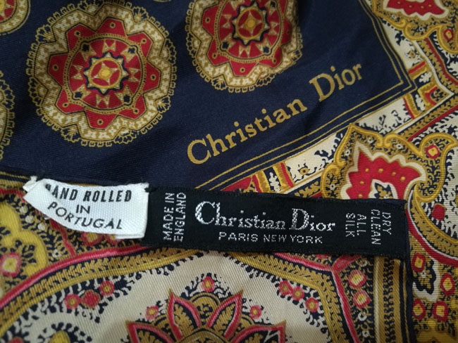 ผ้าผูกคอ ผูกผม 100% silk Christian Dior