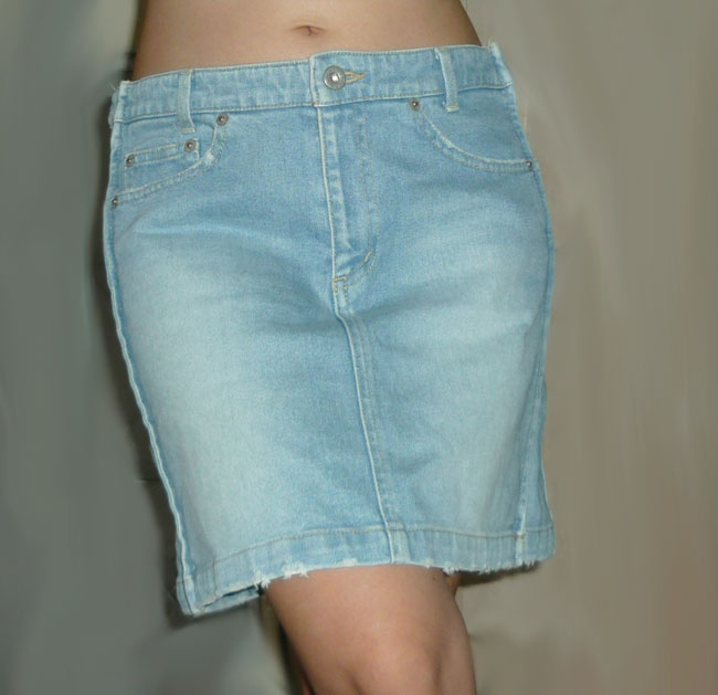 กระโปรงยีนส์ฟอกซีด แบรนด์ดัง TOMMY 32-36-15