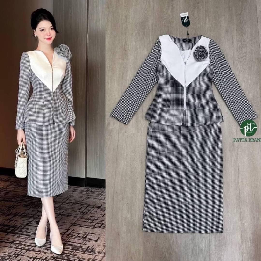 ชุดset2ชิ้น ทอลายชิโนริ เสื้อแขนยาวอกเย็บต่อผ้าผ้าสีขาว มีซิปหน้าเก๋ๆ และมีเข็มกลัดดอกไม้3Dกลัดที่อกเด่นสวย มาพร้อมกระโปรงทรงสอบ ทรงสวยเข้ารูป สินค้าคุณภาพ (พร้อมส่ง)