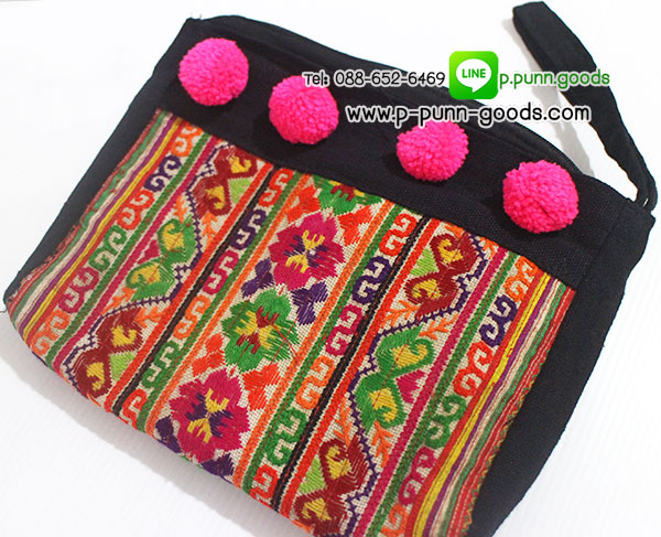 กระเป๋าคล้องมือผ้าปักชาวเขา (งานผ้าชาวเขา Upcycled)