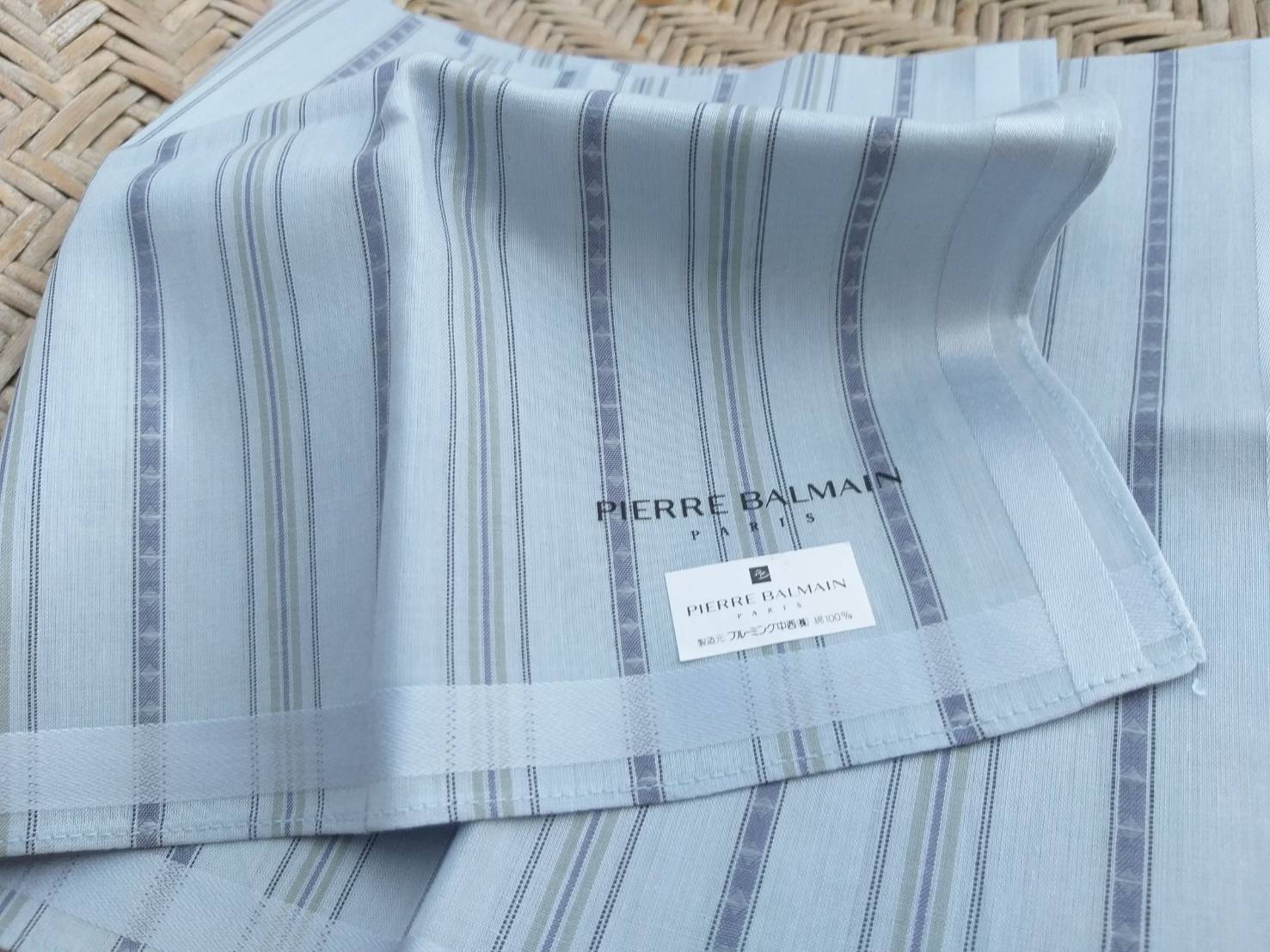 ผ้าเช็ดหน้าชาย PIERRE BALMAIN ผ้านุ่มมาก