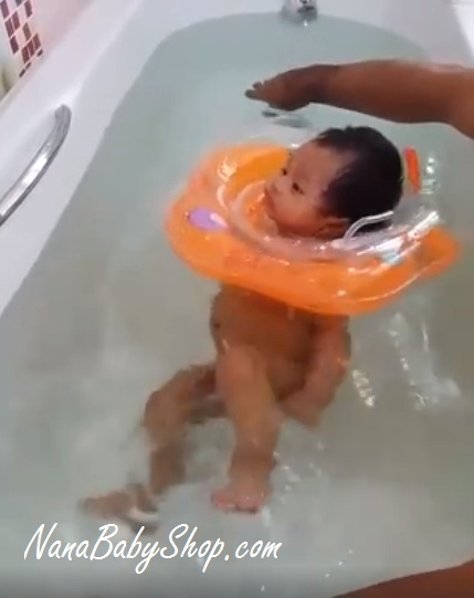 ห่วงยางสวมคอว่ายน้ำ สำหรับทารก ยี่ห้อ ABC ลายปลาโลมา