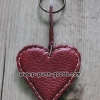 พวงกุญแจหนังรูปหัวใจ