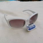 แว่นกันแดด OUTDOOR ใหม่ป้ายห้อย พร้อมกล่อง