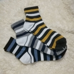 ถุงเท้าชาย 3 คู่ เนื้อดีมาก สีลายน่าร้าก