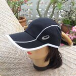 หมวกนักวิ่ง asics ราคาเต็ม 1800 (ของใหม่)