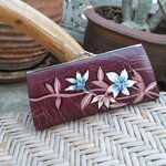 กระเป๋าสตางค์ หนังปั๊มลาย สวยมาก (ของใหม่)