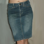 กระโปรงยีนส์ C.O.L.Z.A สวยเรียบน่าใส่ 29.5-34-18.5