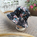 หมวกปีกว้าง สีสวย ลายสวย