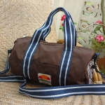 กระเป๋า ellesse แนวสปอร์ตผ้าร่ม /ของใหม่/