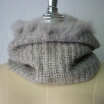 ผ้าพันคอโดนัท ไหมพรมแต่งขนกระต่ายแท้สุดนุ่ม