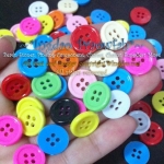 BT-7314mt กระดุมทรงกลมขอบเล็ก คละสี ขนาด 14 มิล. (ราคาต่อแพค 30 บาท/บรรจุ 100 ชิ้น)