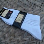 ถุงเท้าชาย สีขาว เนื้อดีมาก ลายสวย