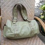 กระเป๋าหนังแท้ NINE WEST สีสวยหายาก ช่องเยอะมาก สวยค่ะ