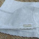 ผ้าเช็ดหน้าแบรนด์เนม mila schön ปักลายสวยมาก