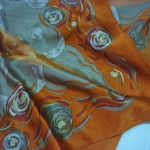 ผ้า silk ผูกคอ ผูกผม ผืนใหญ่ (ของใหม่)