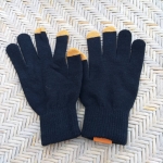 ถุงมือไหมพรม Fire Fist ลิขสิทธิ์แท้ ฝ่ามือปุ่มฝืด (ของใหม่)