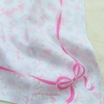 ผ้าเช็ดหน้าลายดอกไม้ Pierre Balmain
