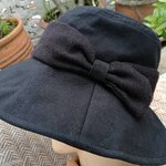 หมวกปีกกว้าง เรียบหรูมาก (ของใหม่)