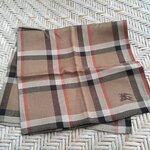 ผ้าเช็ดหน้าชาย แบรนด์เนม BURBERRY ผ้าดีมากกก