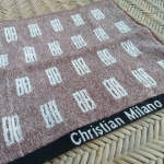ผ้าขนหนูเช็ดหน้าแบรนด์เนม Christian Milano