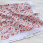 ผ้าเช็ดหน้า PRIVATE LABEL ลายดอกไม้หวานๆ