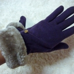 ถุงมือผ้าฟลีซนิ่มๆ ข้อมือแต่งเฟอร์ /ของใหม่/