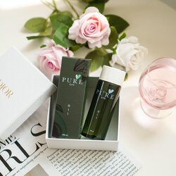 เพียวออยล์ Pure oil ขวดเขียว ลดรอยแตกลาย และไม่มันเยิ้ม