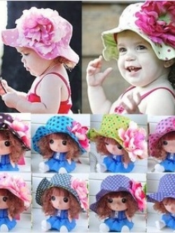 หมวกปีกเด็กหญิงลายจุด ติดดอกไม้ใหญ่ สำหรับเด็กวัย 2-5 ขวบ