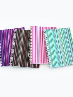 สมุดสันห่วง ขนาด A5 70 แกรม ลาย Stripe (แพ็ค 4 เล่มคละลาย)