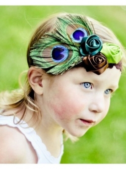 ผ้าคาดผมเด็กเล็ก ขนนกยูง Princress ประดับกลุ่มโบดอกไม้