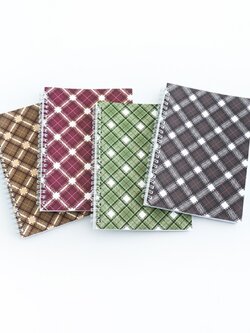 สมุดสันห่วง ขนาด A5 70 แกรม ลาย Scott (แพ็ค 4 เล่มคละลาย)