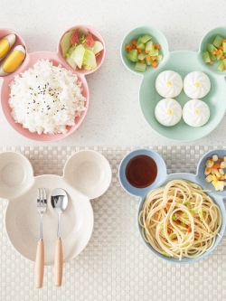 จานหลุมเด็ก 3 ช่อง รูปมิกกี้ จากฟางข้าวสาลี BPA-Free ปลอดสารพิษ